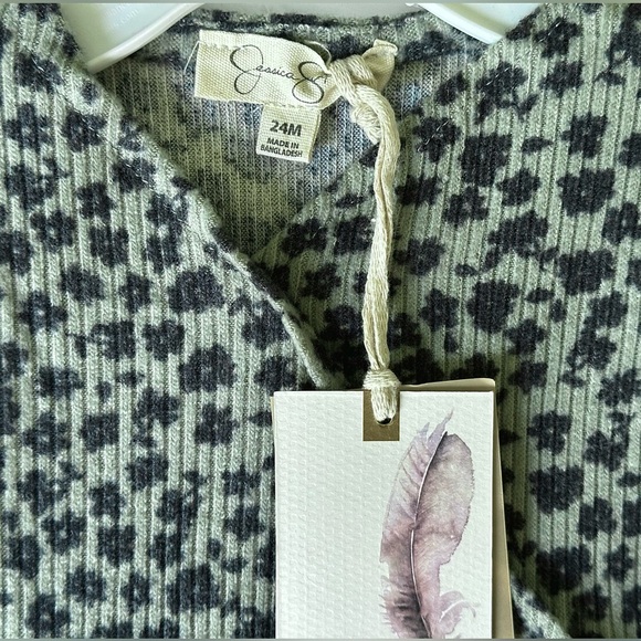 Jessica Simpson Baby Girl Romper W Headband 24 Months One Piece Jumper Green NWT - Picture 3 of 7